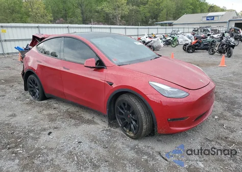 2023 Tesla Model Y from USA, damaged, VIN 7SAYGAEE1PF690008